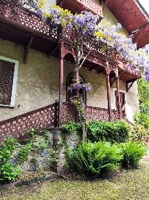 Foto Villa unifamiliare a Groscavallo Pialpetta di 402 m² con 14 locali