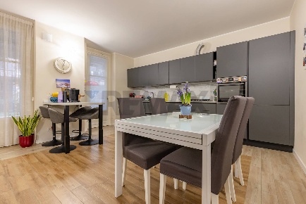 Foto Appartamento in VIA MANZONI 3, Tradate Centro di 118 m² con 3 locali