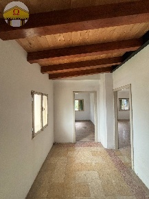 Foto Villa unifamiliare a San Biagio di Callalta di 300 m² con 9 locali