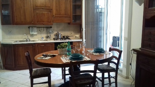 Foto Case indipendenti in Via Vittorio Veneto, Viareggio Centro di 90 m²