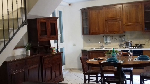 Foto Case indipendenti in Via Vittorio Veneto, Viareggio Centro di 90 m²