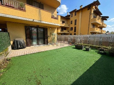 Foto Appartamento in via giovanni da verrazzano 70, Treviglio di 113 m²