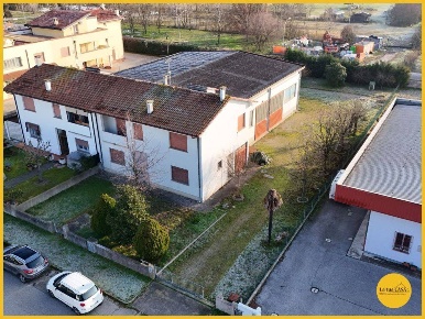 Foto Villa a schiera in via augusto righi 5, Molinella Centro di 406 m²
