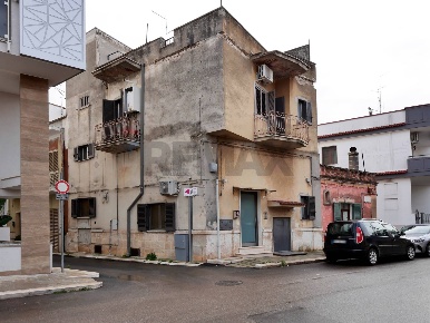 Foto Casa indipendente in Via Thaon De Revel 2, Sannicandro di Bari