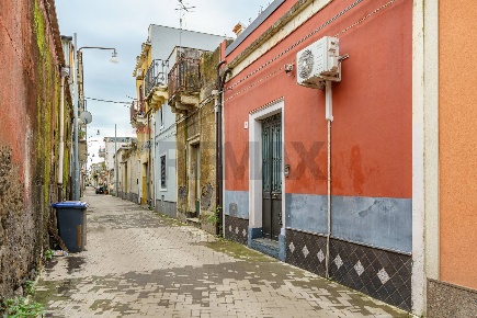 Foto Casa indipendente in via flavio gioia 9, Riposto Centro di 60 m²