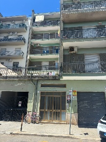 Foto Appartamento in Via Alessandro Volta 26, Sannicandro di Bari di 104 m²