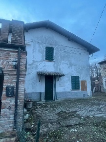 Foto Villa singola a Borgonovo Val Tidone Mottaziana di 140 m² con 5 locali