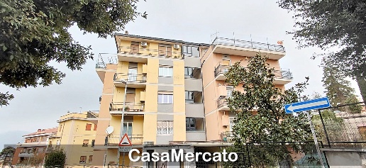 Foto Appartamento a Marino di 147 m² in vendita