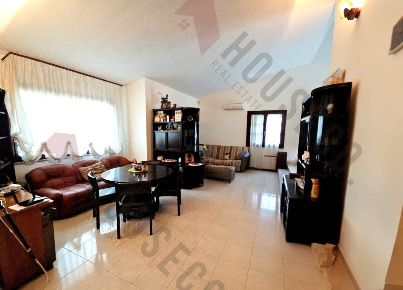 Foto Villa unifamiliare in Via Logudoro, Quartu Sant'Elena di 200 m²