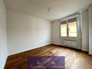 Foto Appartamento in Via Ponte alle Mosse, Firenze di 65 m² con 2 locali