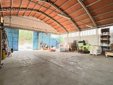 Foto Capannone industriale in Via di Poggio Gagliardo  11, Montescudaio