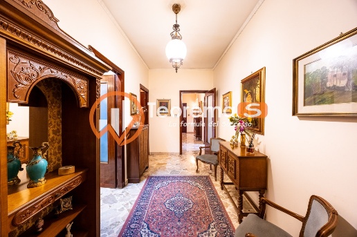 appartamento in vendita a Palermo in zona Malaspina/Palagonia