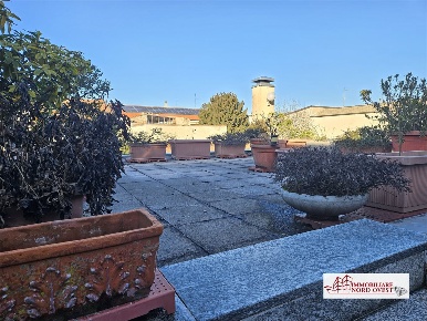 Foto Appartamento in Via Vittorio Veneto, Vittuone di 100 m² con 3 locali