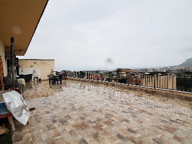 Foto Appartamento a Bagheria Centro di 140 m² con 4 locali in vendita