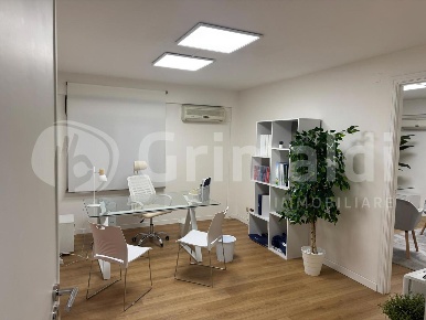 Foto Ufficio in Via LibertÃ  165, Palermo Libertà - Villabianca di 77 m²