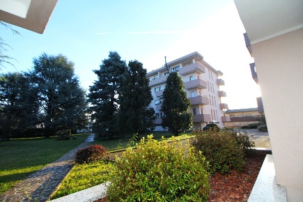 Foto Appartamento in Via Colombo 6, Cerro Maggiore Centro di 110 m²