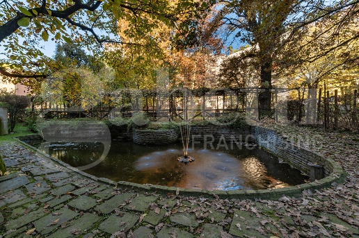 appartamento in vendita a Milano in zona Vigentino