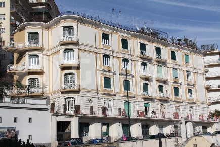 Foto Appartamento in Via A. FALCONE 428, Napoli Vomero di 120 m² in vendita