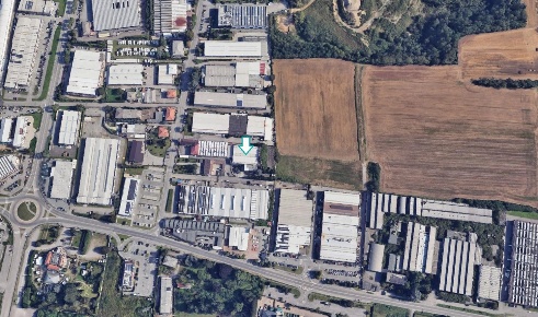 Foto Capannone industriale a San Vittore Olona di 3186 m² con 12 locali