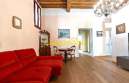 Foto Appartamento a Livorno Via Grande - Piazza della Repubblica di 138 m²