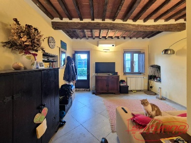 Foto Casa indipendente a Lucca San Pietro a Vico - San Cassiano di 105 m²