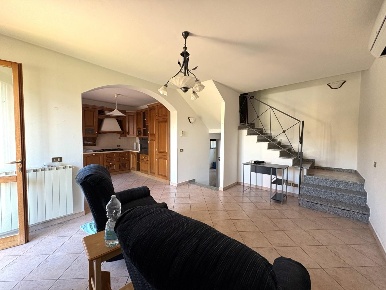 Foto Villa a schiera a San Giuliano Terme Rigoli, Molina di Quosa di 120 m²