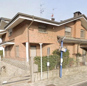 Foto Villa unifamiliare a Cesano Maderno di 250 m² con 5 locali in vendita
