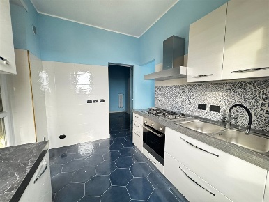 Foto Appartamento a Torino di 90 m² con 4 locali in vendita