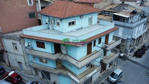 Foto Appartamento in C.SO VITTORIO VENETO, Ragusa Centro di 60 m²