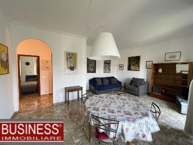 Foto Appartamento in Via Pisanello, Milano Gambara di 90 m² con 3 locali