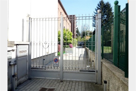 Foto Box in via boito, Monza Cazzaniga - Ospedale di 34 m² con 1 locali