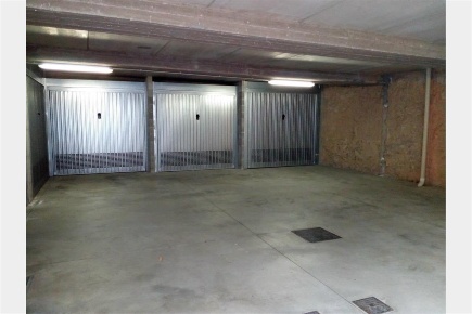 Foto Box in via boito, Monza Cazzaniga - Ospedale di 16 m² in vendita