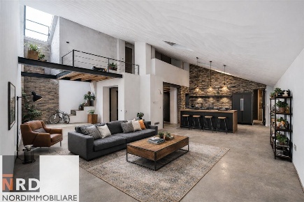 Foto Appartamento in via Chiassi, Mantova Centro di 80 m² con 2 locali