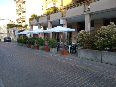 Foto Bar in VIA MAZZINI, Villasanta di 150 m² con 2 locali in vendita