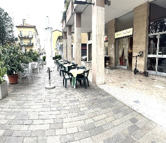Foto Bar in VIA MAZZINI, Villasanta di 150 m² con 2 locali in vendita