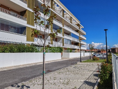 Foto Appartamento in VIA ASPROMONTE 9, Roma Anagnina di 96 m² con 3 locali