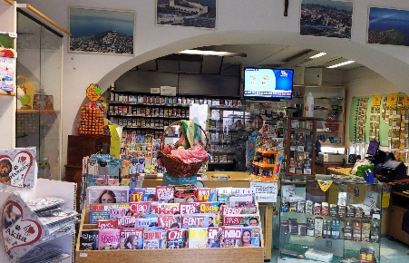 Foto Attività commerciale in Via Vittorio Emanuele 35, Castiglione del Lago