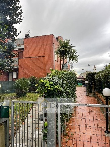 Foto Appartamento a Pisa di 115 m² con 5 locali in vendita