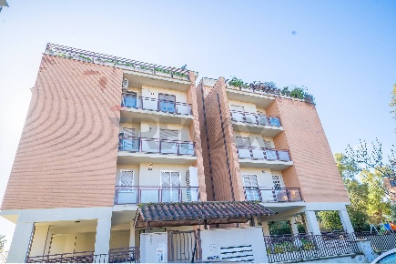 Foto Appartamento in Via Generale Giuseppe Valle 66, Roma di 95 m²