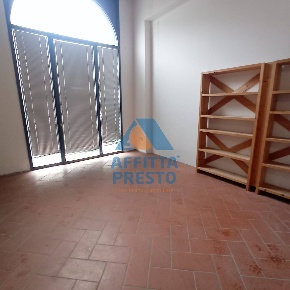 Foto Attività commerciale a Empoli di 55 m² con 2 locali in affitto