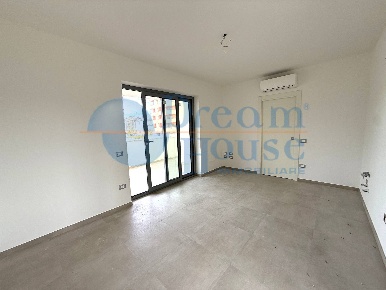 Foto Appartamento in via Cortina, Alba Adriatica Lungomare Marconi di 60 m²
