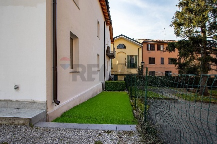 Foto Appartamento in via della torre 19, Besana in Brianza Centro di 39 m²