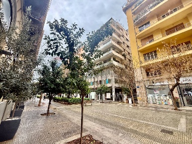 Foto Appartamento in Via Principe di Belmonte 94, Palermo di 100 m²