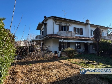 Foto Case semi ndipendenti a Palazzolo sull'Oglio Centro di 235 m²