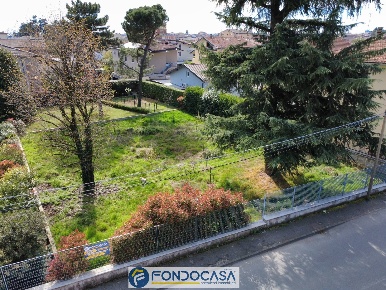 Foto Terreno residenziale a Ospitaletto di 757 m² in vendita