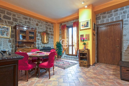 Foto Appartamento in Via Valle Piatta, Viterbo di 100 m² con 3 locali
