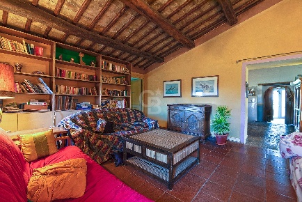 Foto Villa unifamiliare in Località Monterado, Bagnoregio Centro di 500 m²