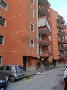 Foto Appartamento in Via Carlo Pisacane 18, Caltanissetta Centro di 97 m²