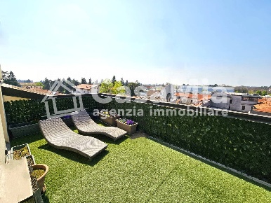 Foto Appartamento in via Brescia 9, Legnano di 98 m² con 3 locali