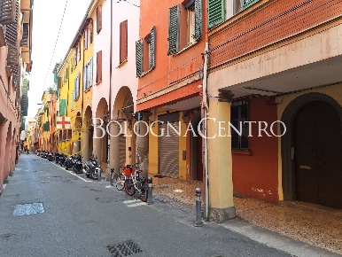 Foto Appartamento in Via Broccaindosso, Bologna San Vitale di 21 m²